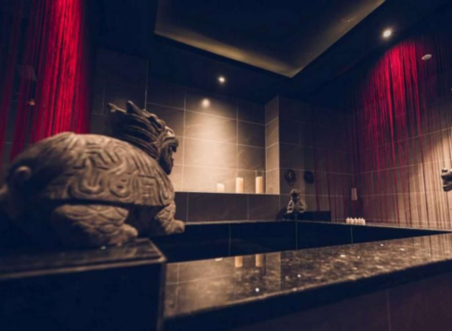 兄弟带我去体验了河北区高端木桶浴养生会所(河北区哪家按摩院好)