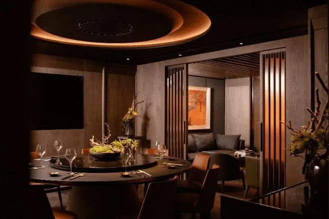 兄弟带我去体验了西固区高端SPA休闲会所,严选优质模特级技师,私人定制